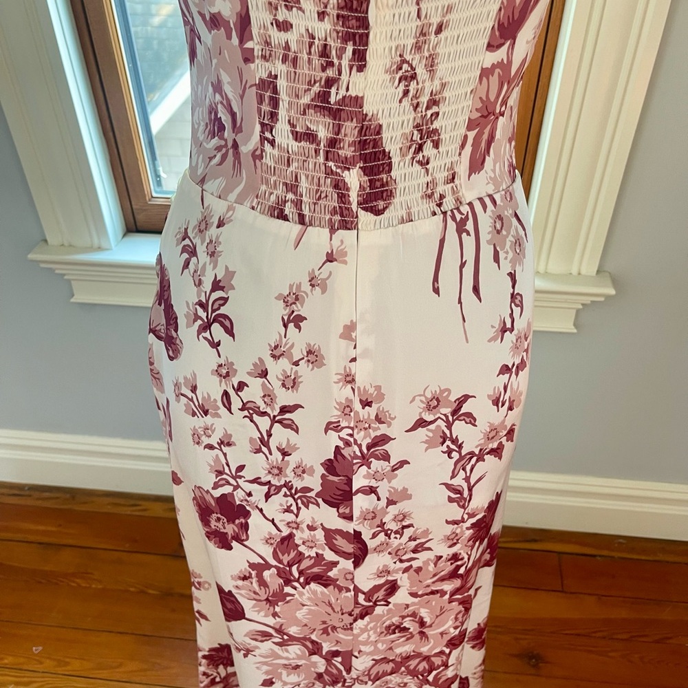 Reformation size 6 satin dress (white with burgundy flowers). - Picture 11 of 12